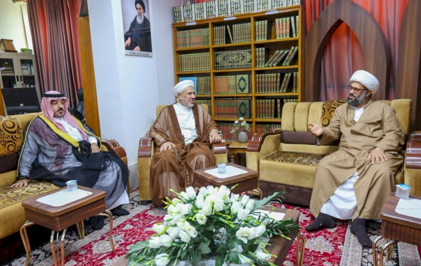 ⭕️مركزُ تراثِ البصرة يستقبلُ إمامَ جامع الدروازة وخطيبَها