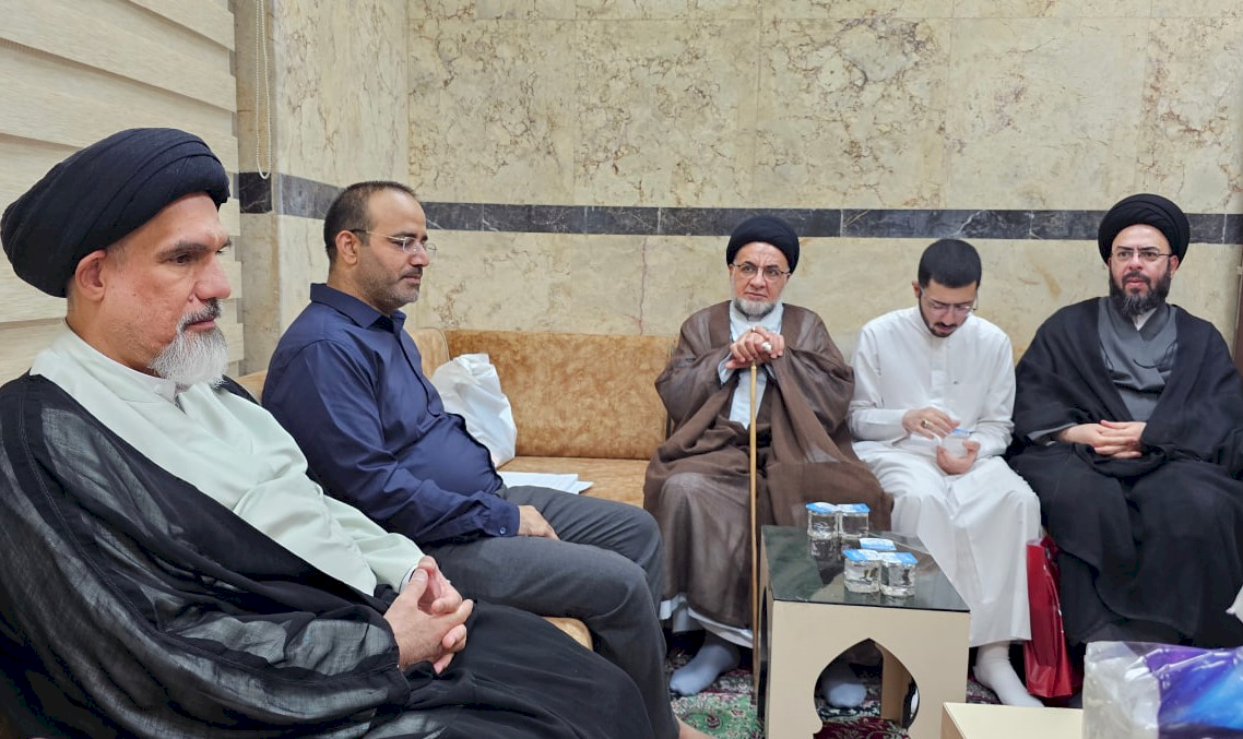 السيد الغريفي يستقبل وفد من فضلاء النجف الاشرف