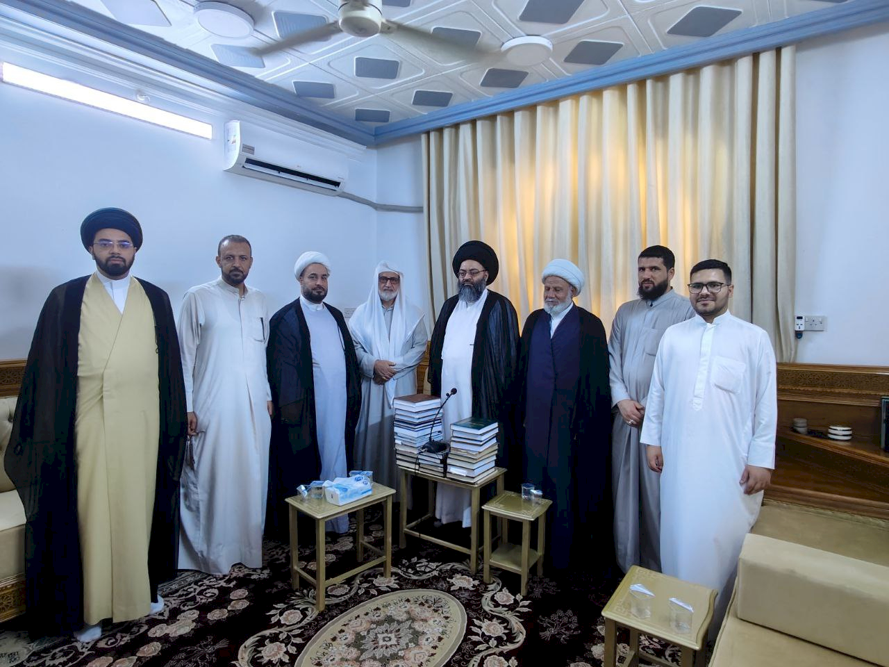 وفدُ مركزُ تراث كربلاء في ضيافةِ عددٍ من أعلامِ حوزة النجف الأشرف